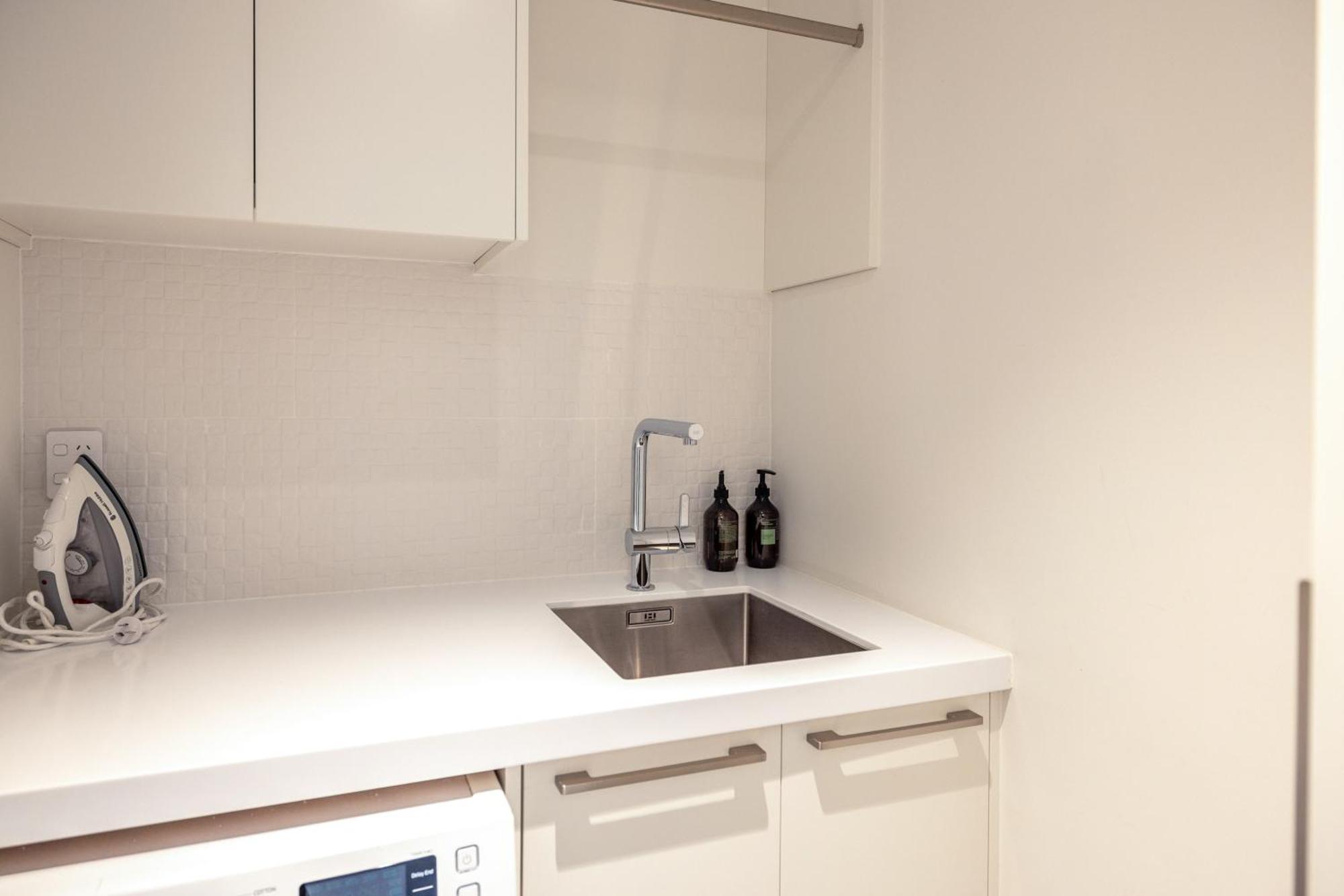 The Quays - Auckland Viaduct Apartment Exterior photo